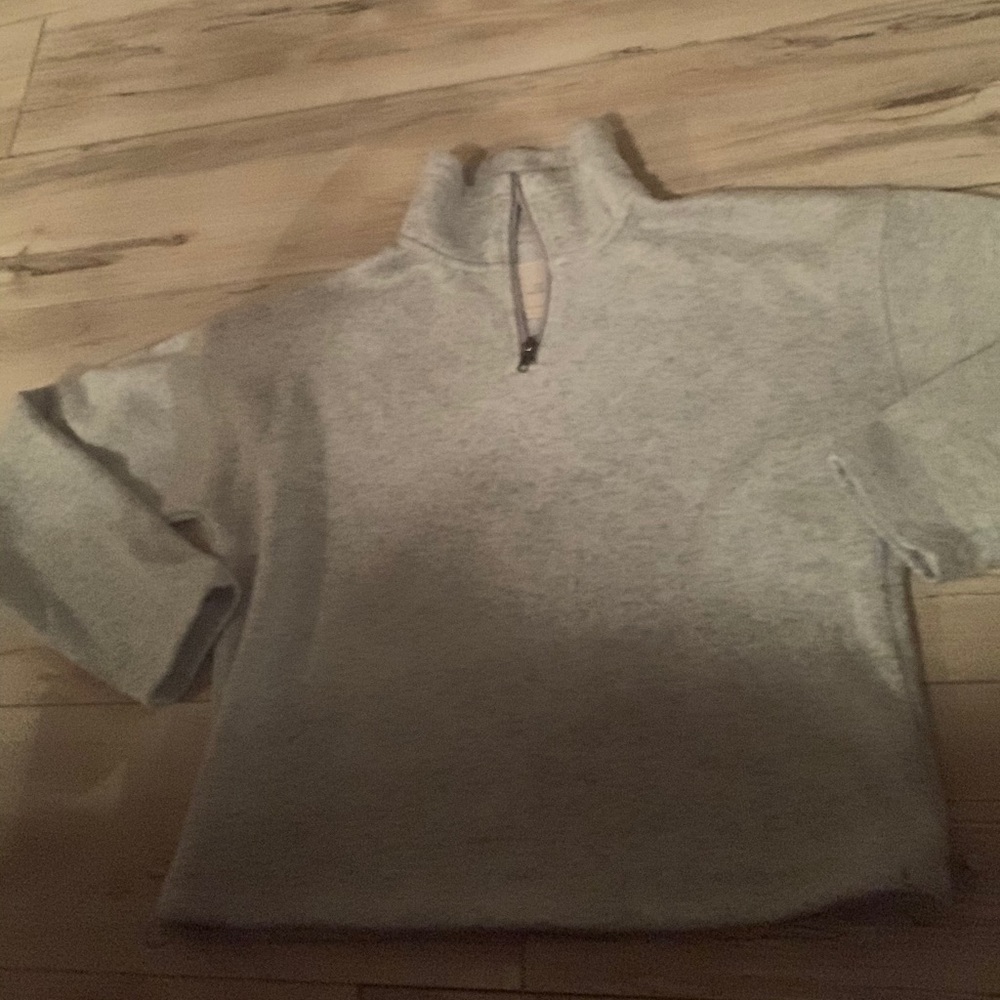 Half zip sweatshirt